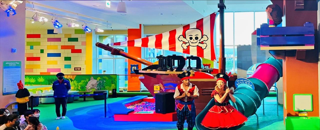 Legoland Korea Resort Hotel Чхунчхон Экстерьер фото
